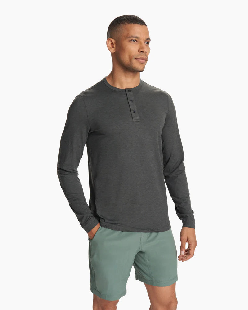 Men's Long-sleeve Ease Performance Henley