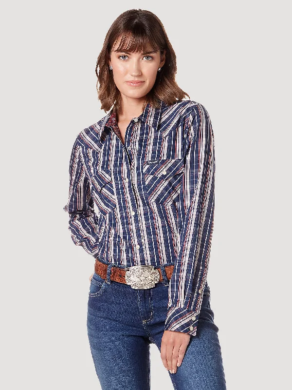 Women's Wrangler All Occasion Western Snap Shirt In Pageant Blue